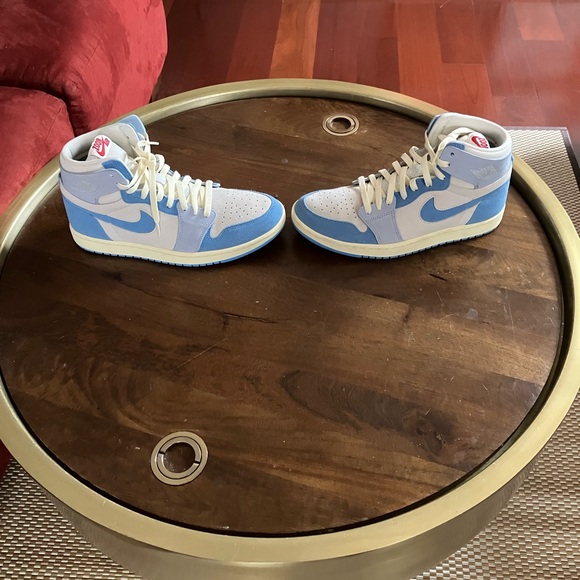 Nike Women's Air Jordan 1 Zoom CMFT 'University Blue' DV1305-004 Size 11.5 M10 - Picture 2 of 8